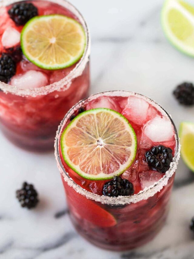 Blackberry Margarita For Summer Sippin