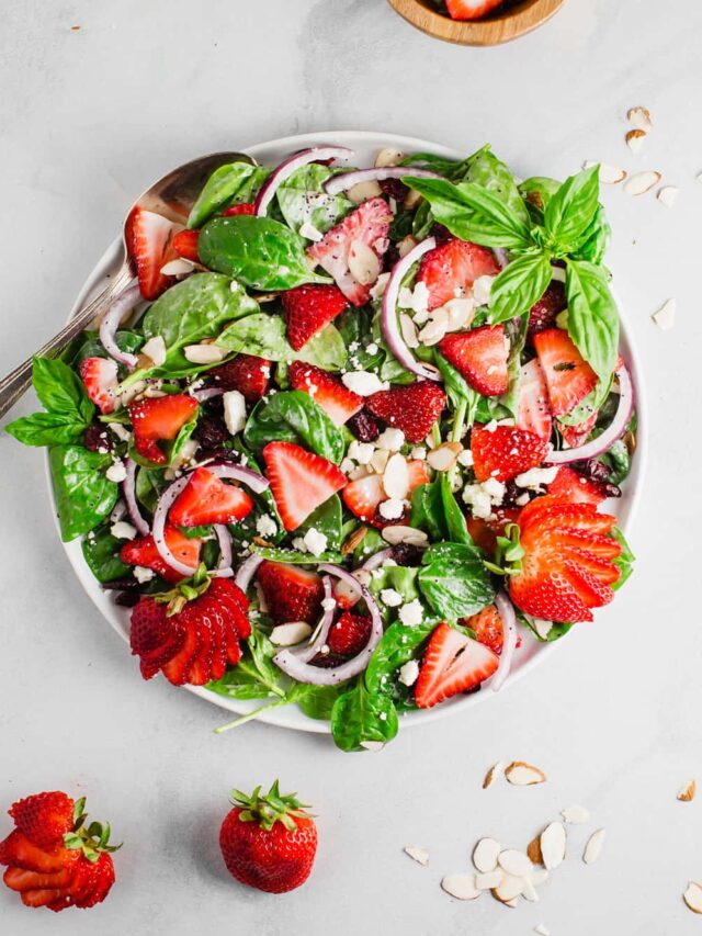 Mouthwatering Strawberry Spinach Salad Recipe