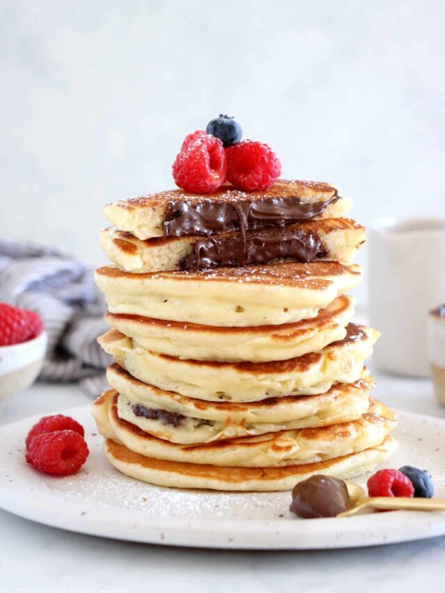 Quick Recipe Of Nutella-Stuffed Pancakes